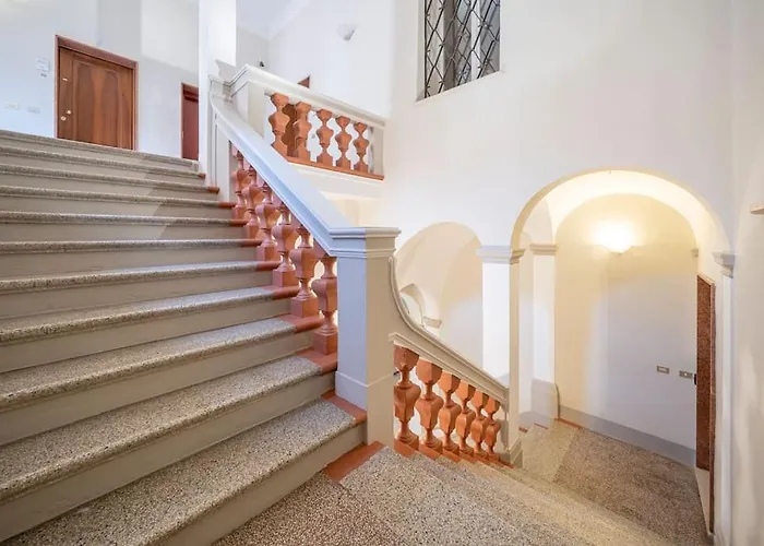 Ghirlandina - Fantastico Loft In Centro Citta Διαμέρισμα *