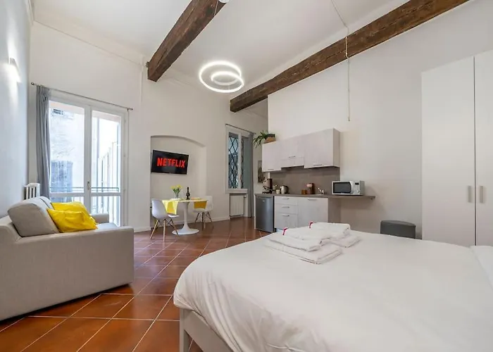 Ghirlandina - Fantastico Loft In Centro Citta Διαμέρισμα